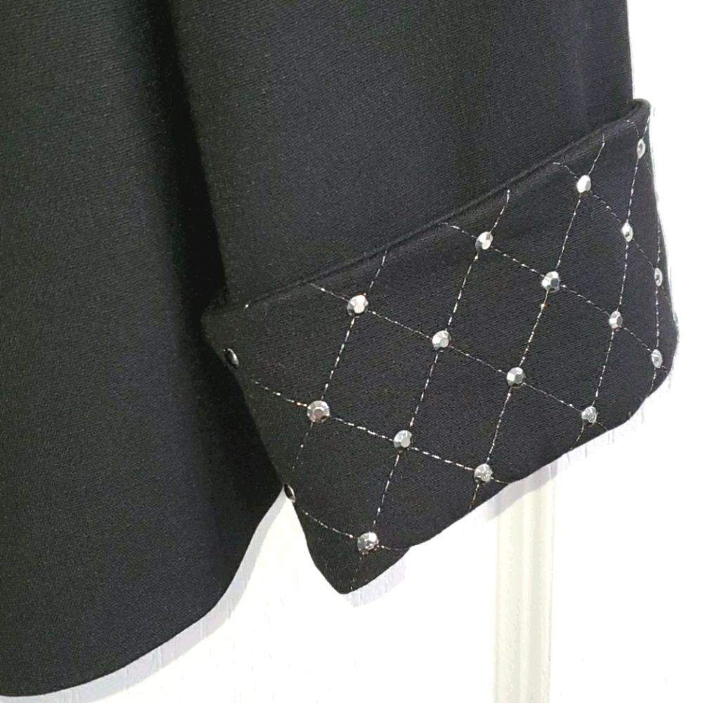 Tahari Black Metallic Studded Blazer NWOT 6 - Picture 3 of 11